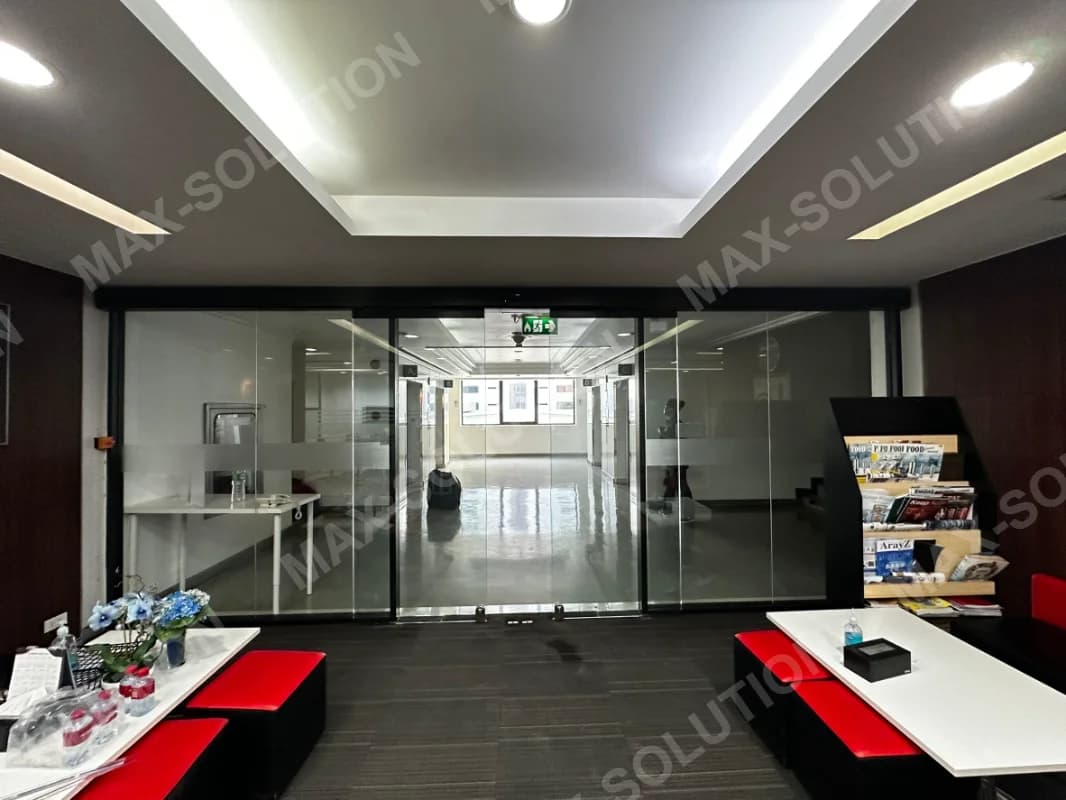 ผลงานติดตั้ง ประตูสไลด์อัตโนมัติ DORMAKABA บจก.มาเยคาว่า กรุงเทพฯ | MAX-SOLUTION