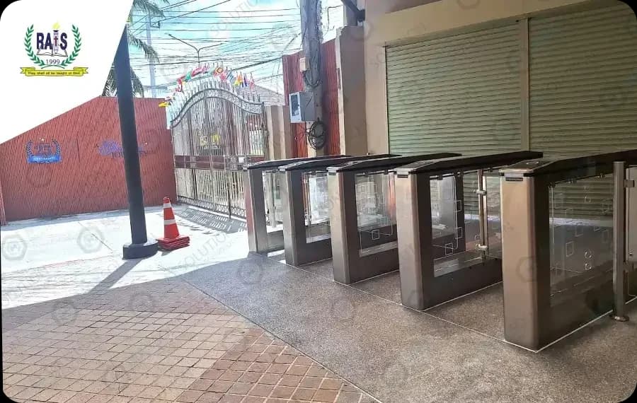 ผลงานติดตั้ง Swing Gate MAX-SOLUTION โรงเรียนนานาชาติแอ๊ดเวนต์รามคำแหง กรุงเทพฯ | MAX-SOLUTION